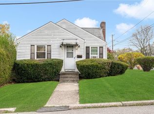 58 Grand View Rd, Pawtucket, RI 02860