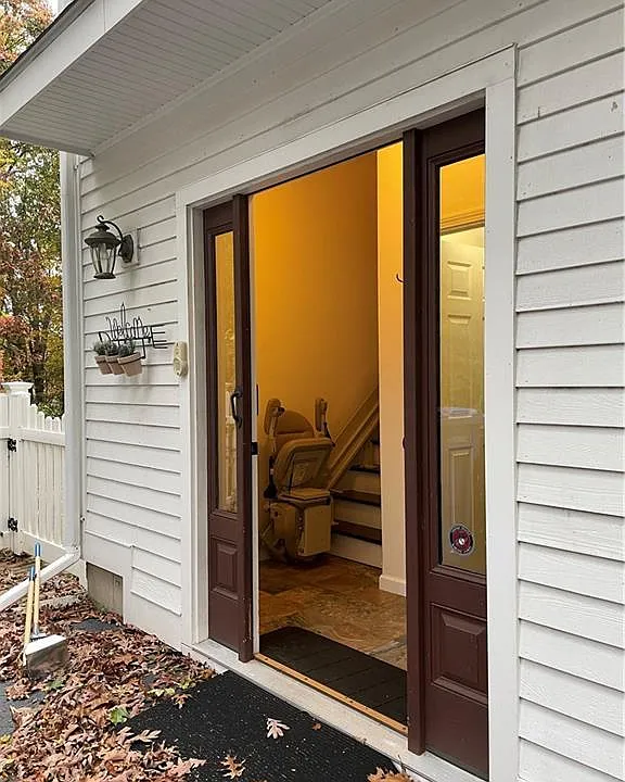 109 Genesee Ln