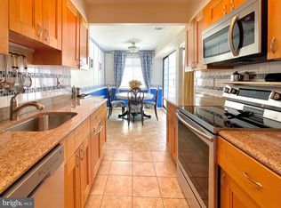 2817 Jermantown Rd APT 307, Oakton, VA 22124