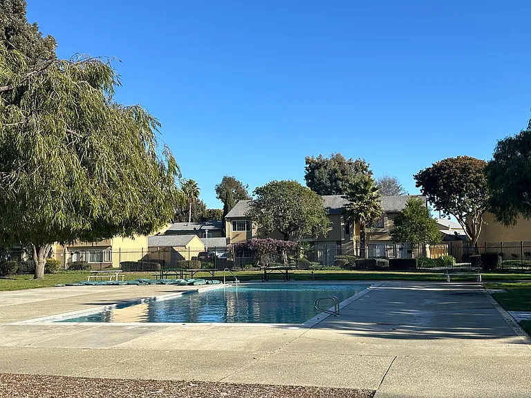 4140 Venus Pl — Photo 24