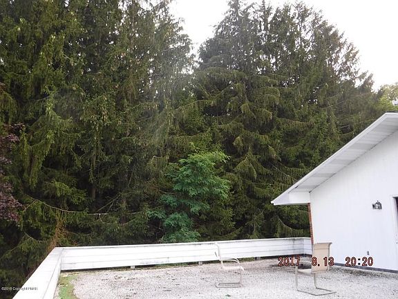 4th image of 2372 Back Mountain Rd