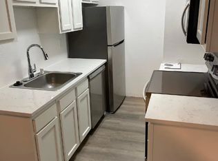 15444 10th Ave SW #4, Seattle, WA 98166