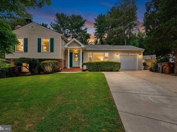 11 Lodge Pl, Rockville, MD 20850