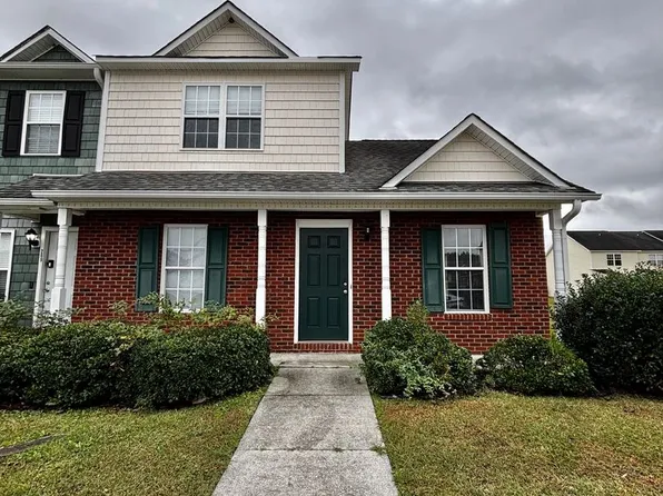 207 Ashwood Dr, Jacksonville, NC 28546