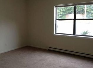 3209 Summer Pl APT 19, Greenville, NC 27834
