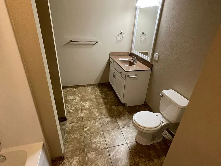 Grasslands Apartments — Photo 38