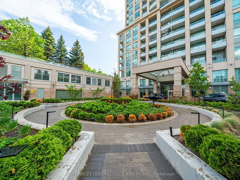 17 Barberry Pl #808 — Photo 3