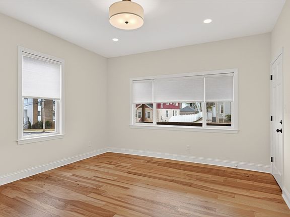 4th image of 28 Ekman St APT 1