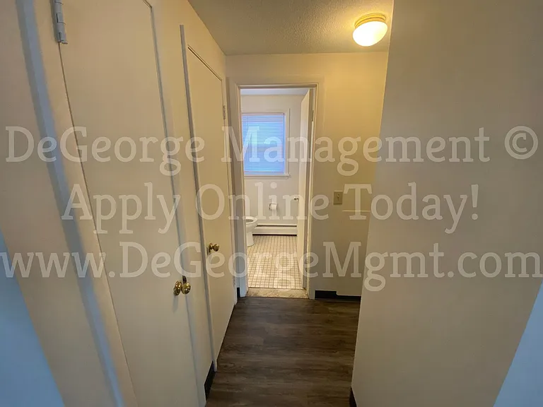 Walworth Garden Apartments — Photo 47