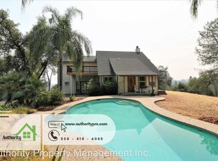 16436 Sky Ln, Redding, CA 96001