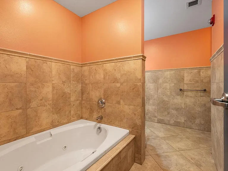 650 S Pier Dr #6 — Photo 12