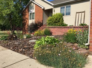 4934 N Conrad Ct, Columbia City, IN 46725
