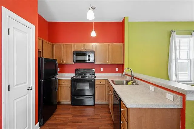 626 Saint Maurice Ave — Photo 8