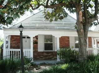 8926 Harrison Ave, Saint Louis, MO 63144