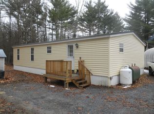 23 Brownsknoll Ln, Eagle Bridge, NY 12057