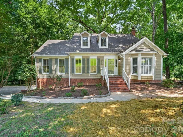 1472 Old Tara Ln, Fort Mill, SC 29708
