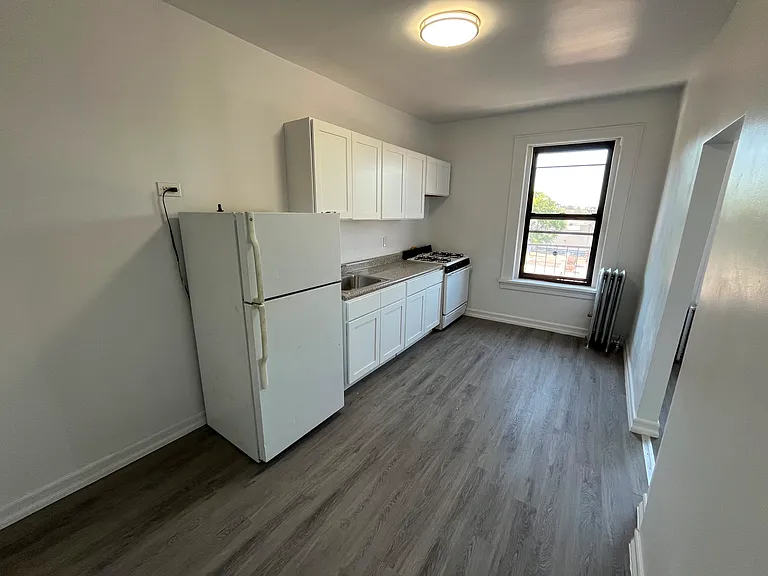 295 S Broadway #3W — Photo 6