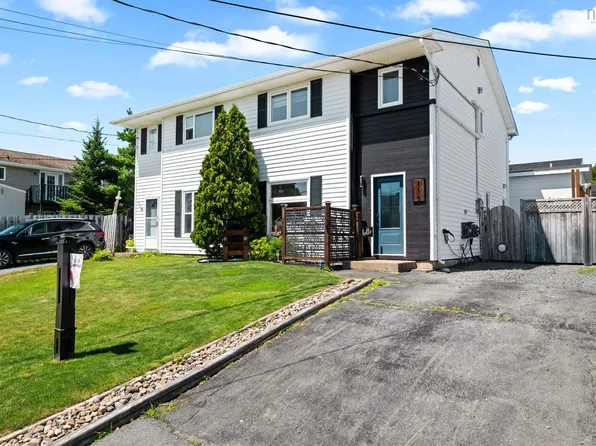 116 Silver Maple Dr, Timberlea, NS B3T 1H6