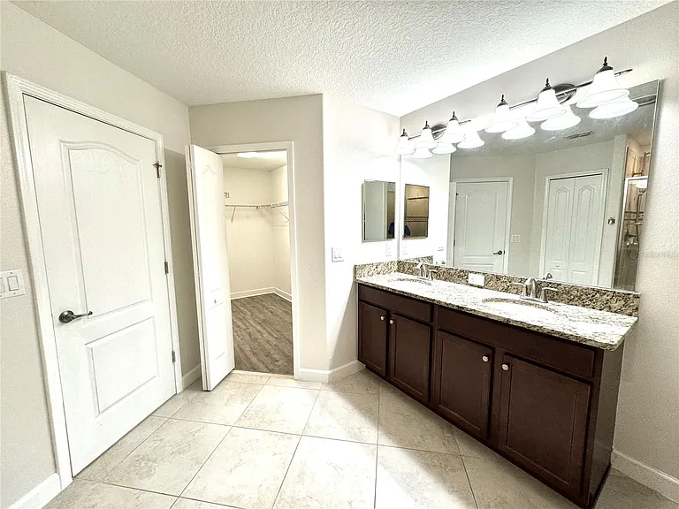11523 Peru Springs Pl — Photo 33