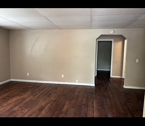 3rd image of 314 Church St #11