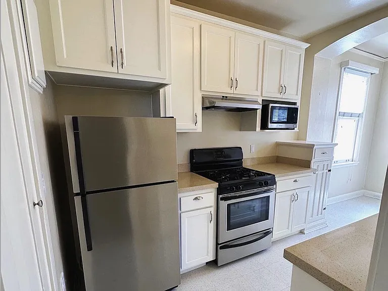 Kitchen of 1-bedroom apartment