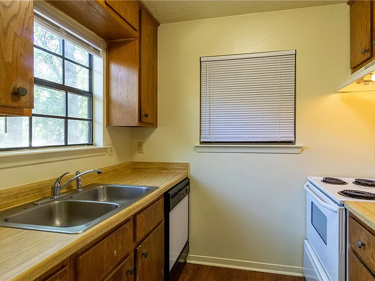 625 San Mario Ct — Photo 5
