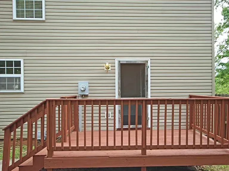 41 E Castle Dr — Photo 12