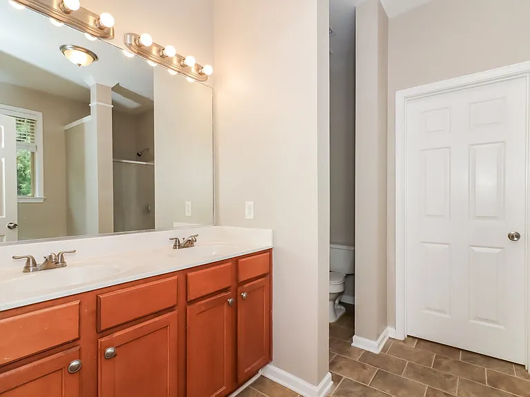 34 Hiram Park Ct — Photo 13
