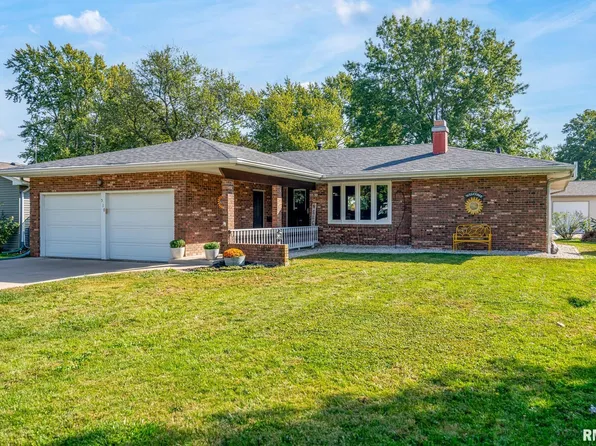 510 N Meadow St, Geneseo, IL 61254