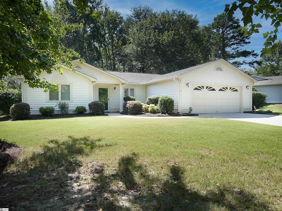 1st image of 21 Woodtrace Cir