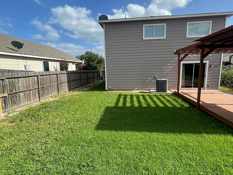 10943 Livewater Trl — Photo 10