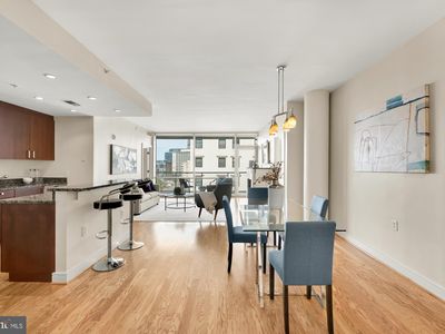 6820 Wisconsin Ave APT 6009, Bethesda, MD, 20815