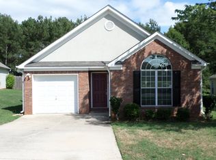 2030 Boatswain Dr, Hampton, GA 30228