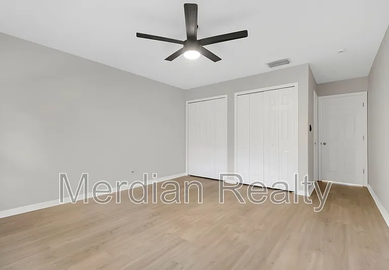 4920 Tangerine Ave #1 — Photo 7