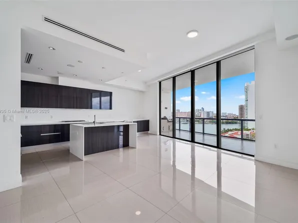 3250 NE 188th St #Lph07, Aventura, FL 33180