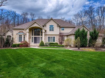 17310 Tall Tree Trl, Chagrin Falls, OH, 44023