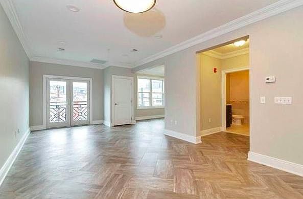 1st image of 76 Bruen St