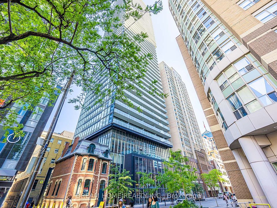 1st image of 15 Grenville St #2204