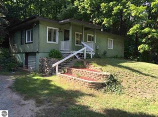 2731 Five Mile Rd, Traverse City, MI 49686