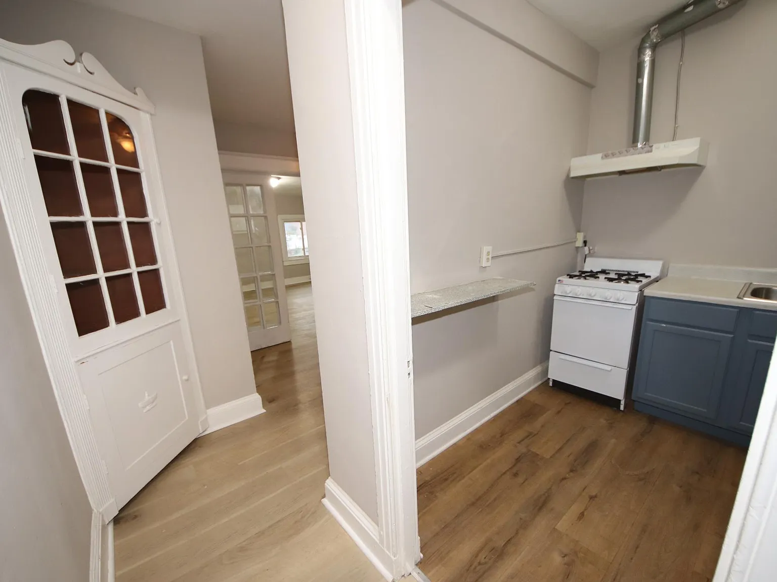 1 bed, $1,050 — Photo 2