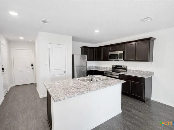 1411 N 10th St, Killeen, TX 76541