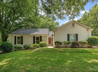 8901 Senter Ct, Charlotte, NC 28277