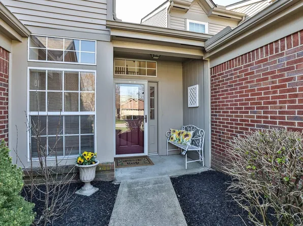 2215 Dominion Dr, Fort Mitchell, KY 41017