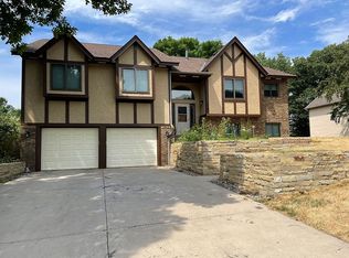 9762 Purgatory Rd, Eden Prairie, MN 55347