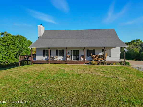 145 W Cedar Tree Ln, Hartsburg, MO 65039