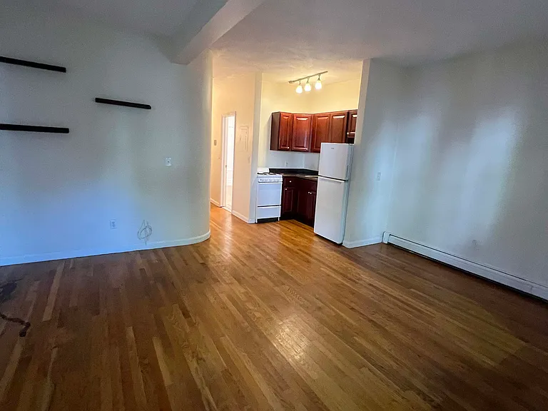67 S Huntington Ave #2 — Photo 6
