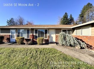 16656 SE Moon Ave APT 2, Portland, OR 97267