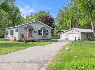 20397 Hayes Rd, Big Rapids, MI 49307