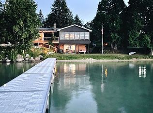 8695 S Shorebird Ln, Empire, MI 49630