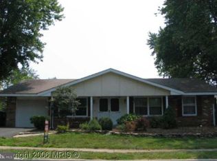 314 E Gordon St, Sterling, VA 20164